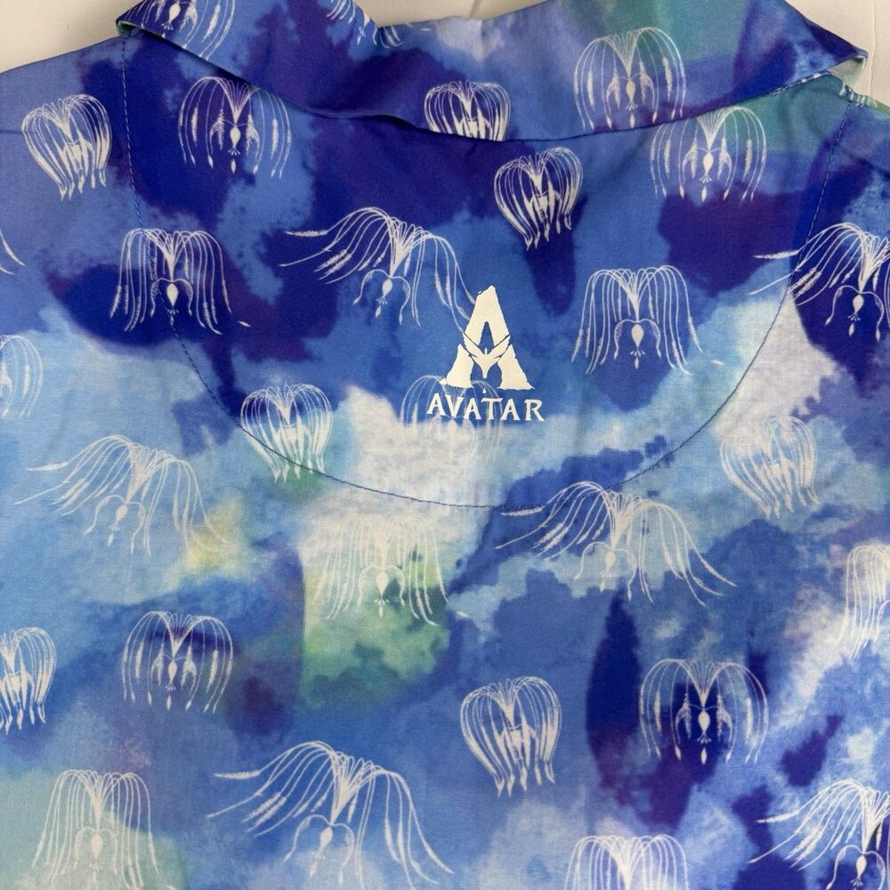 Avatar Way of Water Womens Button Up Camp Shirt Woodsprite Print Plus 3X - Picture 7 of 7